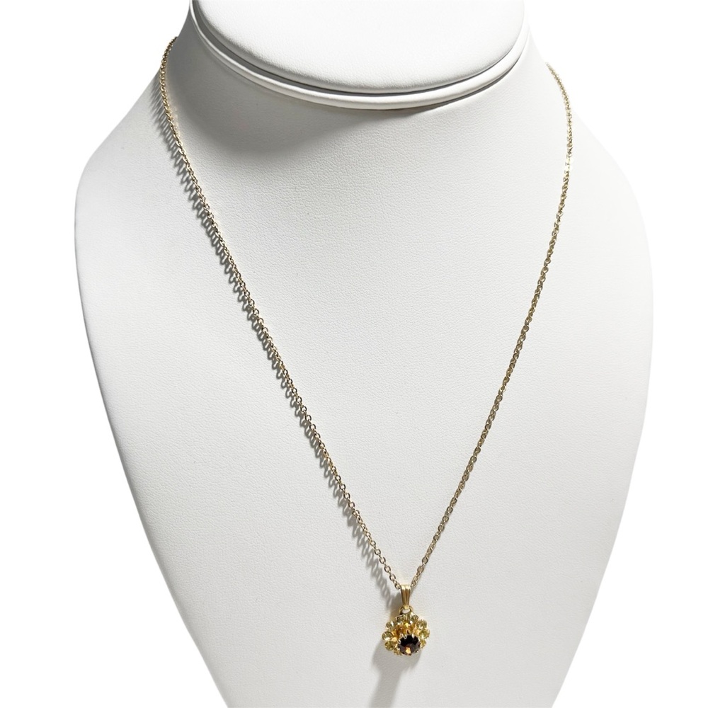 Sarah Coventry Necklace Dainty Rhinestone Approximately 16" Stone takes on Color